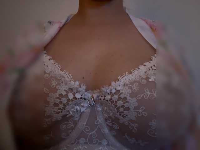 KHADISUN live cam on BongaCams