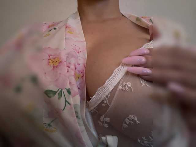 KHADISUN live cam on BongaCams