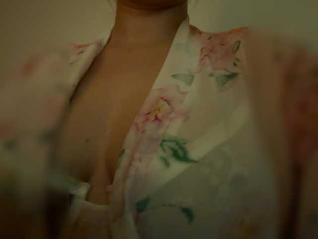 KHADISUN live cam on BongaCams