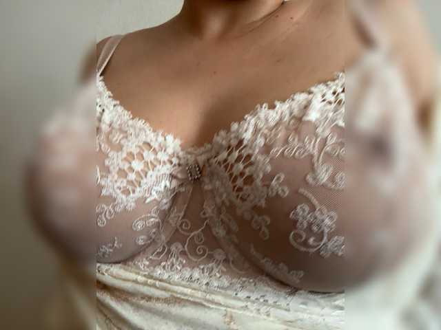 KHADISUN live cam on BongaCams