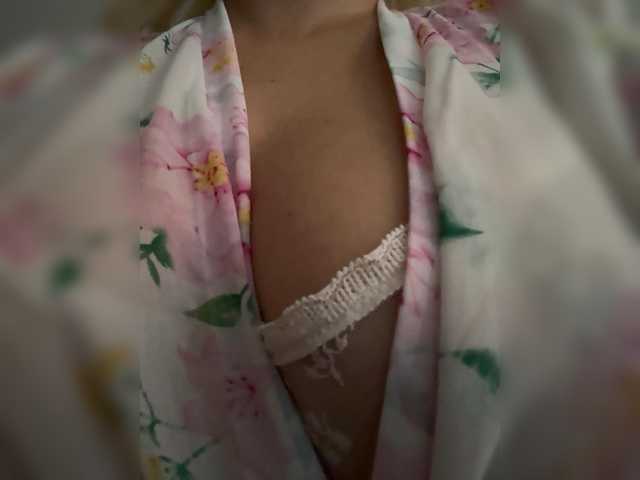 KHADISUN live cam on BongaCams