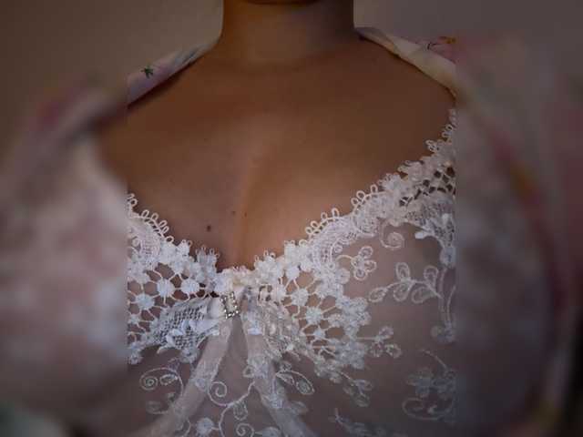 KHADISUN live cam on BongaCams