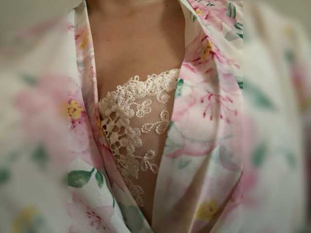 KHADISUN, en directo ahora en BongaCams