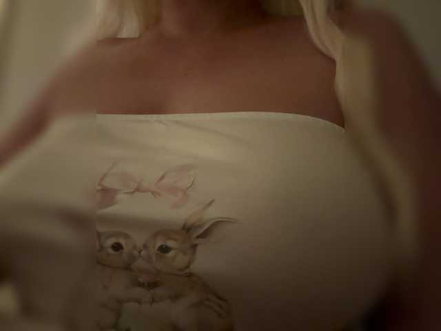 KHADISUN live cam on BongaCams
