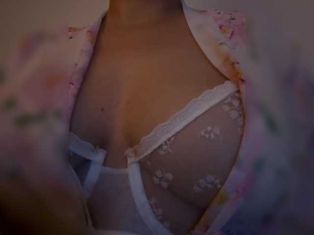 KHADISUN live cam on BongaCams