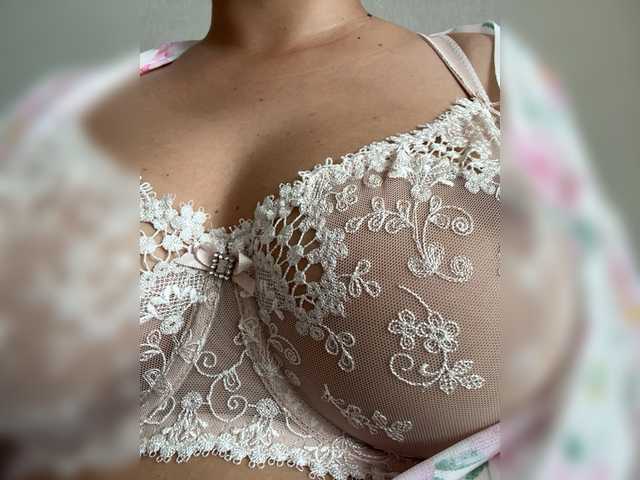 KHADISUN live cam on BongaCams