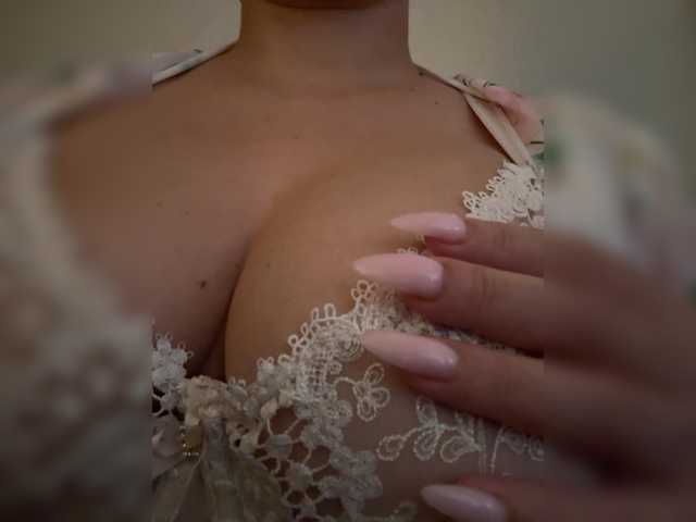 KHADISUN live cam on BongaCams
