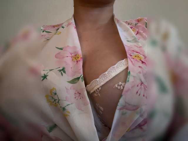 KHADISUN live cam on BongaCams