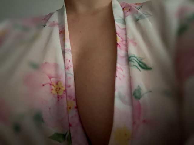 KHADISUN live cam on BongaCams
