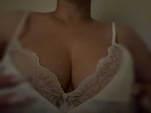 KHADISUN live webcam show