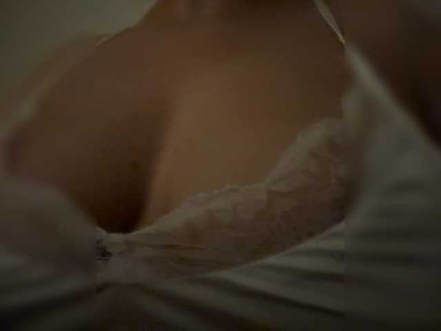 KHADISUN live cam on BongaCams