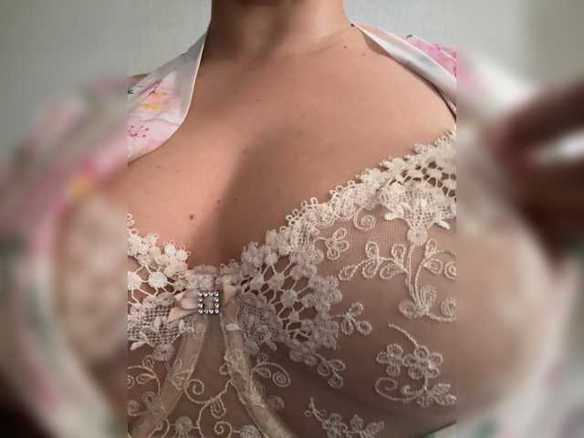 KHADISUN live cam on BongaCams