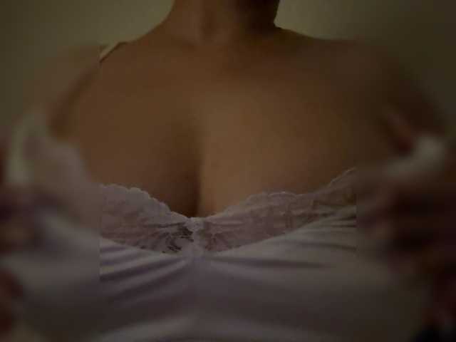 KHADISUN live webcam show