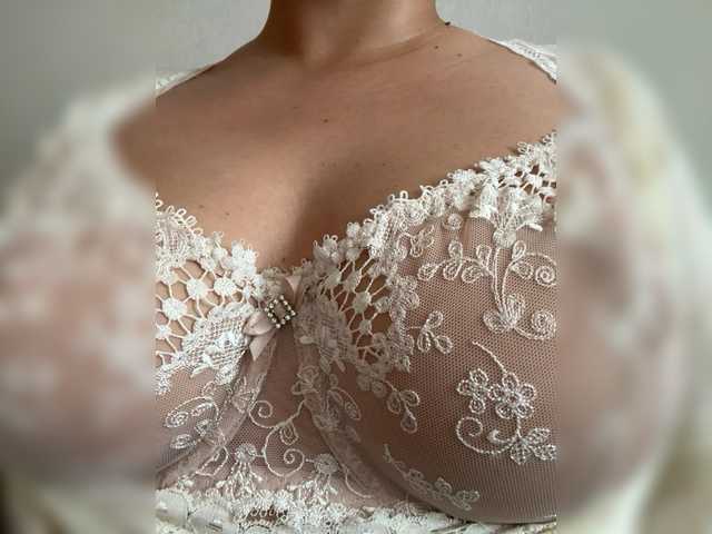 KHADISUN live cam on BongaCams