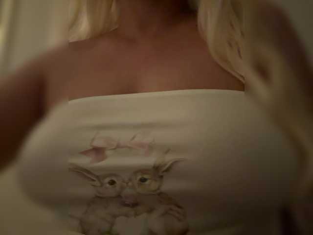 KHADISUN live cam on BongaCams