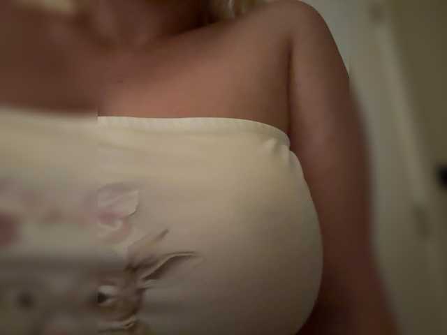 KHADISUN live cam on BongaCams