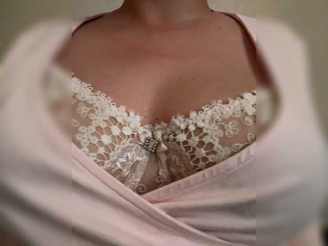 KHADISUN live cam on BongaCams