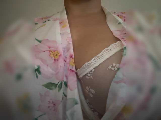 KHADISUN live cam on BongaCams