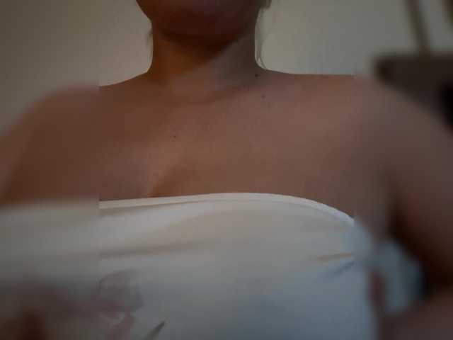 KHADISUN live cam on BongaCams