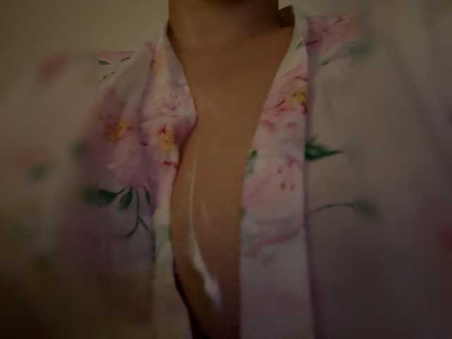 KHADISUN live cam on BongaCams