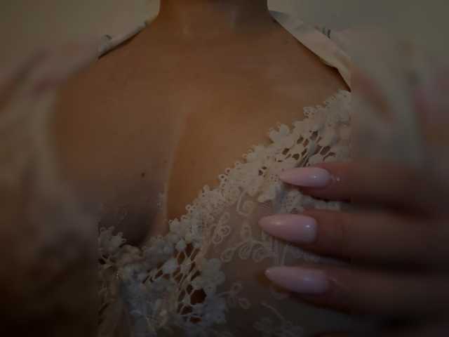 KHADISUN live cam on BongaCams