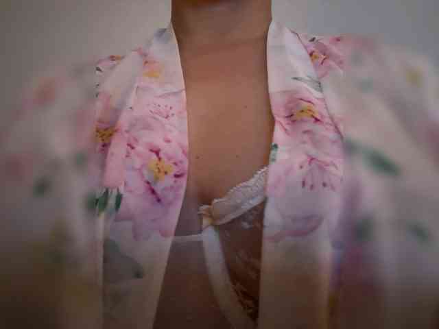 KHADISUN Live Webcam on BongaCams