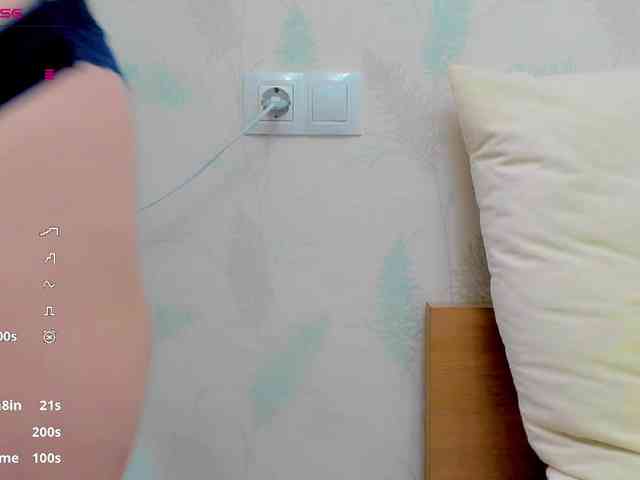 Kelly-Klein webcam