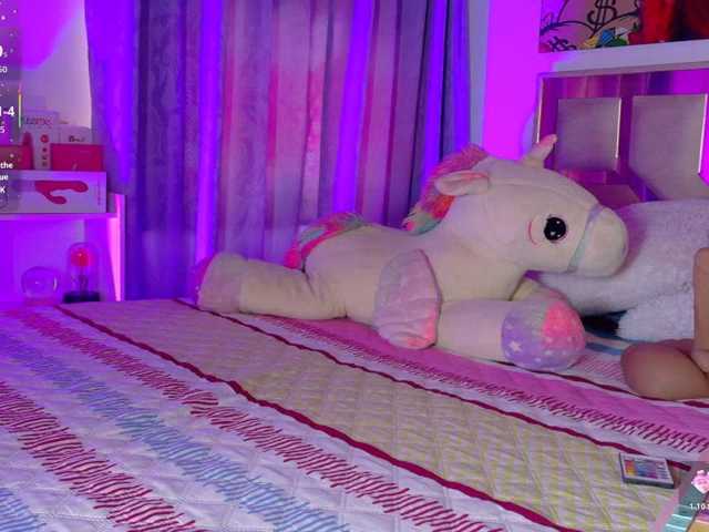 Madisson3333 live cam on BongaCams