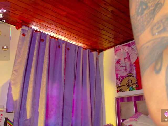 Madisson3333 live cam on BongaCams