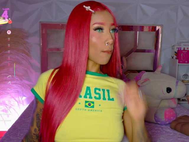 Madisson3333 live cam on BongaCams