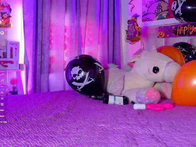 Madisson3333 live cam on BongaCams
