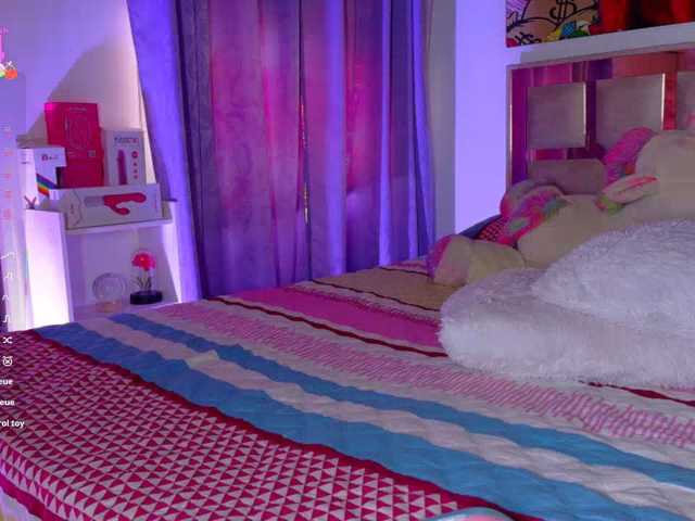 Madisson3333 live cam on BongaCams