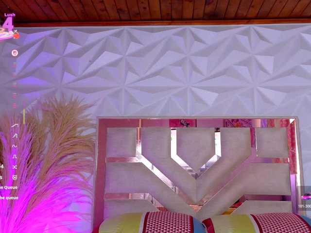 Madisson3333 live cam on BongaCams