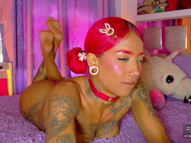 Madisson3333 live cam on BongaCams