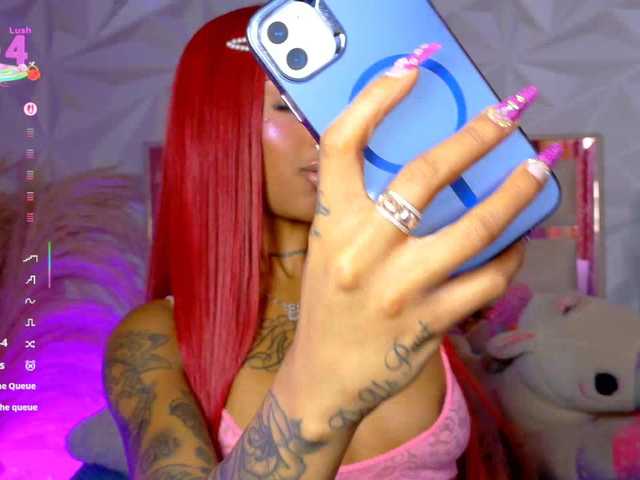 Madisson3333 live cam on BongaCams