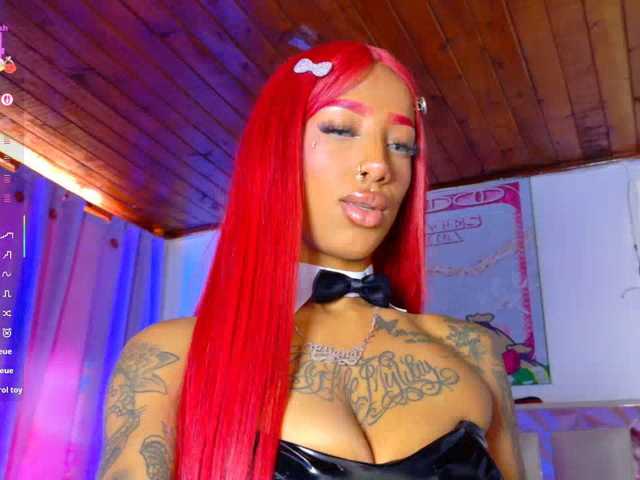 Madisson3333 live cam on BongaCams