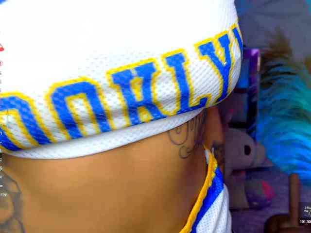Madisson021 webcam