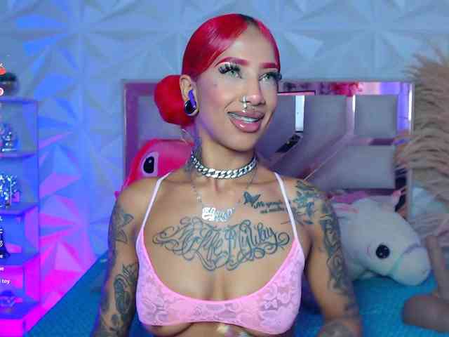 Madisson3333 Live Webcam on BongaCams