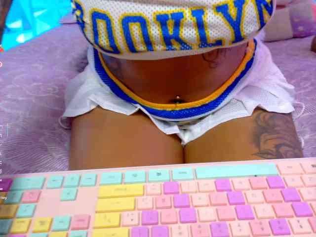 Madisson021 webcam