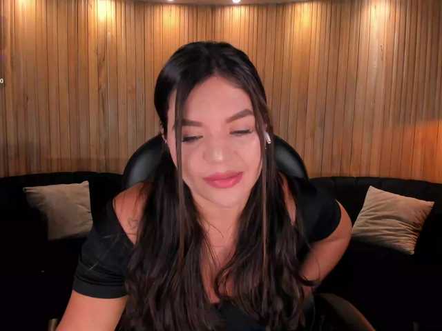 ValeriaRoldan live cam on BongaCams
