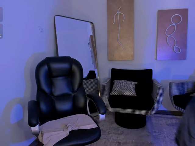 ValeriaRoldan live cam on BongaCams