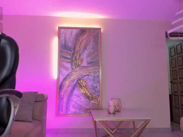 ValeriaRoldan live cam preview