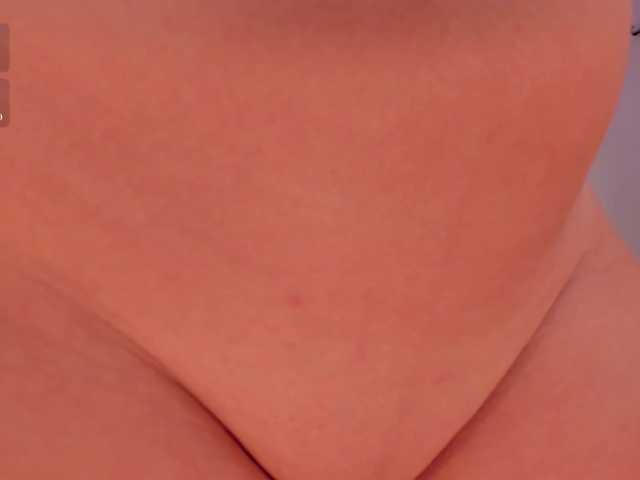 ValeriaRoldan live cam on BongaCams