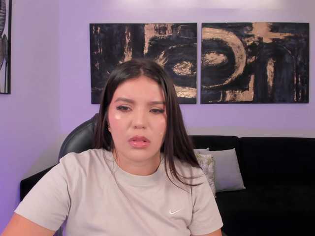 ValeriaRoldan live cam on BongaCams