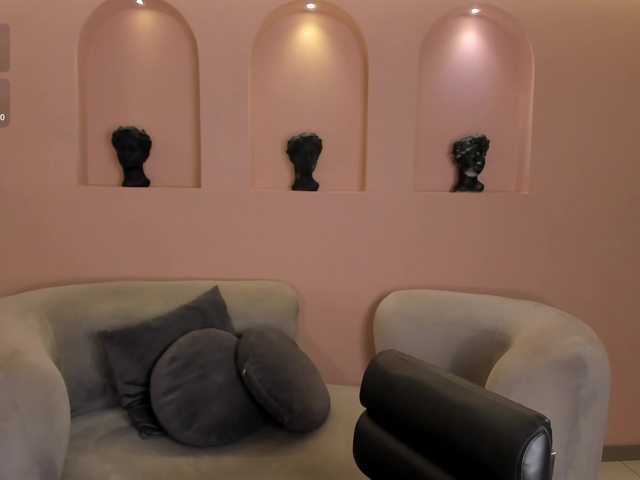 ValeriaRoldan live webcam show