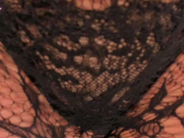 ValeriaRoldan's BongaCams show and profile