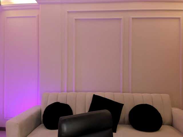 ValeriaRoldan live cam on BongaCams
