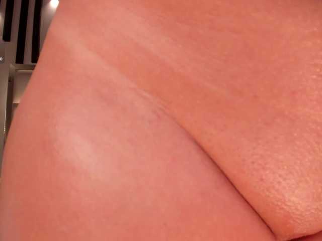 ValeriaRoldan live cam on BongaCams