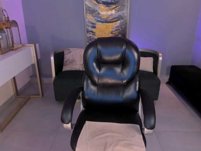 ValeriaRoldan live cam on BongaCams