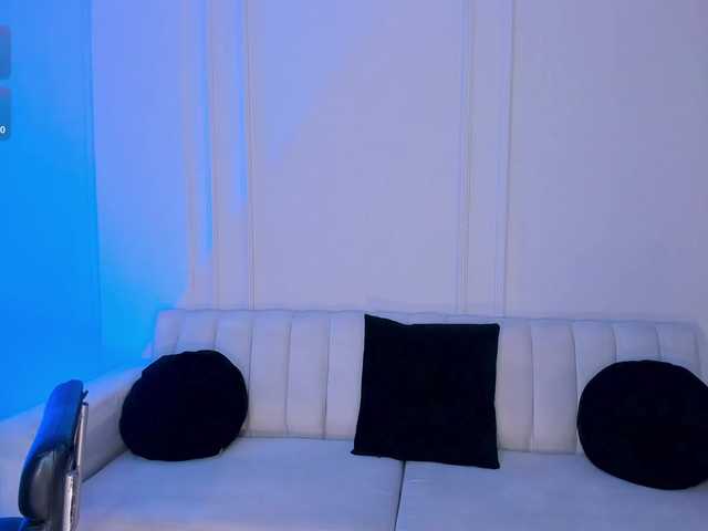 ValeriaRoldan live cam on BongaCams